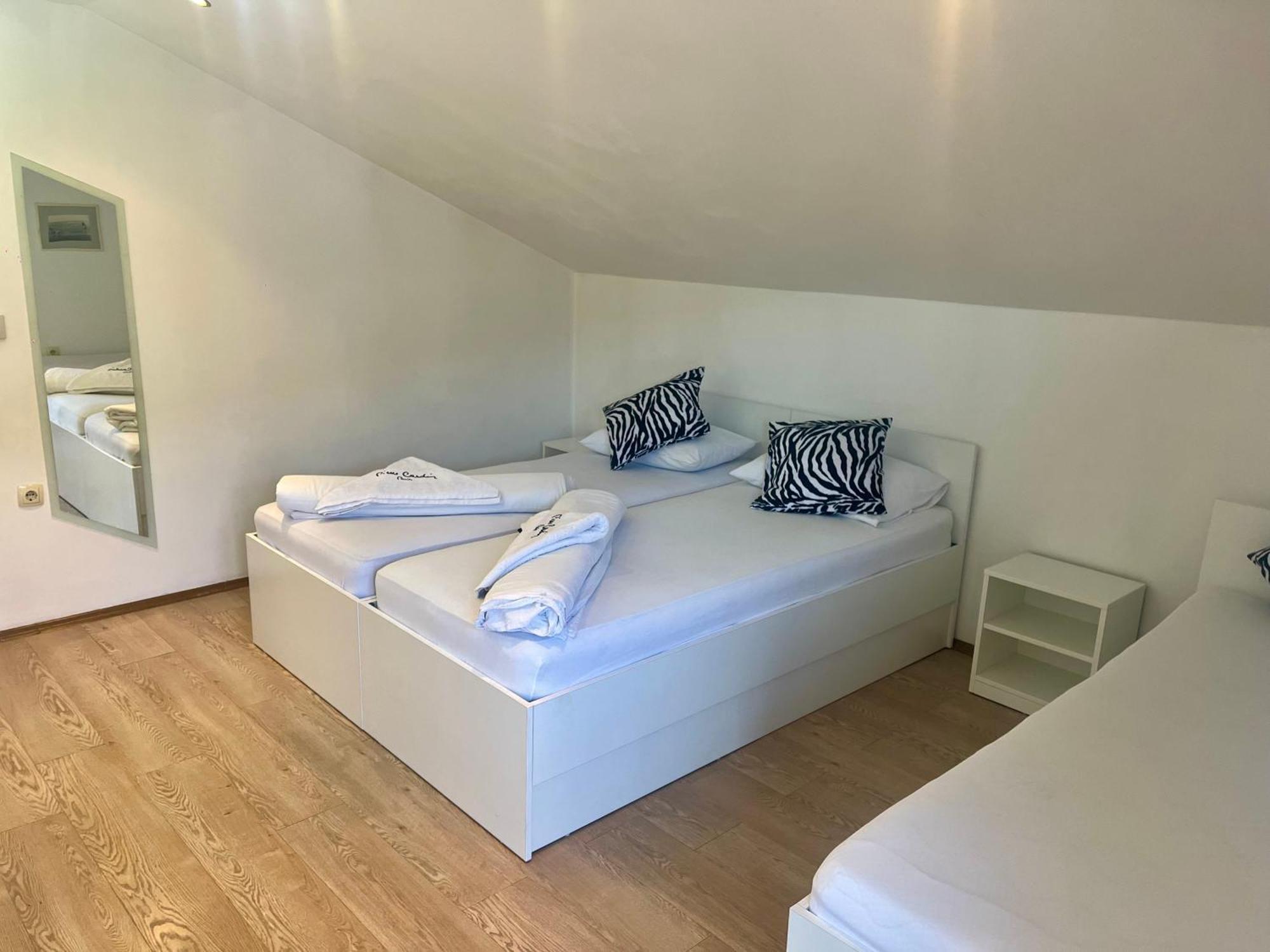 Magic River View Apartment Мостар Екстер'єр фото