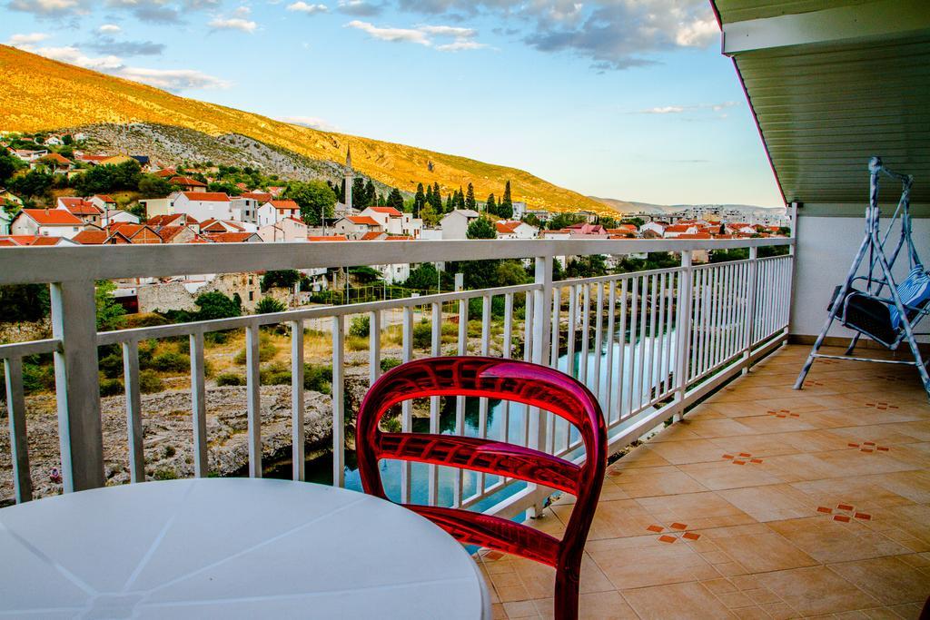 Magic River View Apartment Мостар Екстер'єр фото